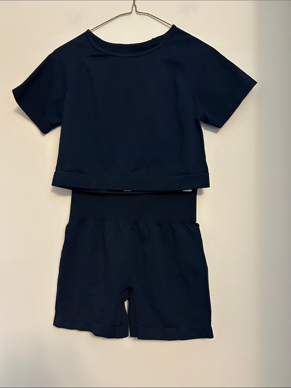 Activewear set of shorts/teeshirt polyamide/elastane navy blue like new size M